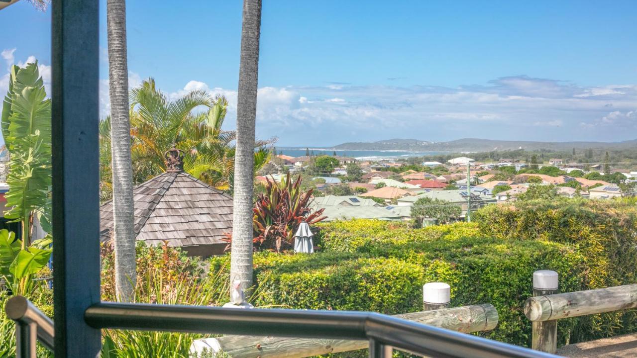 Coast Yamba - Adults Only Aparthotel Buitenkant foto