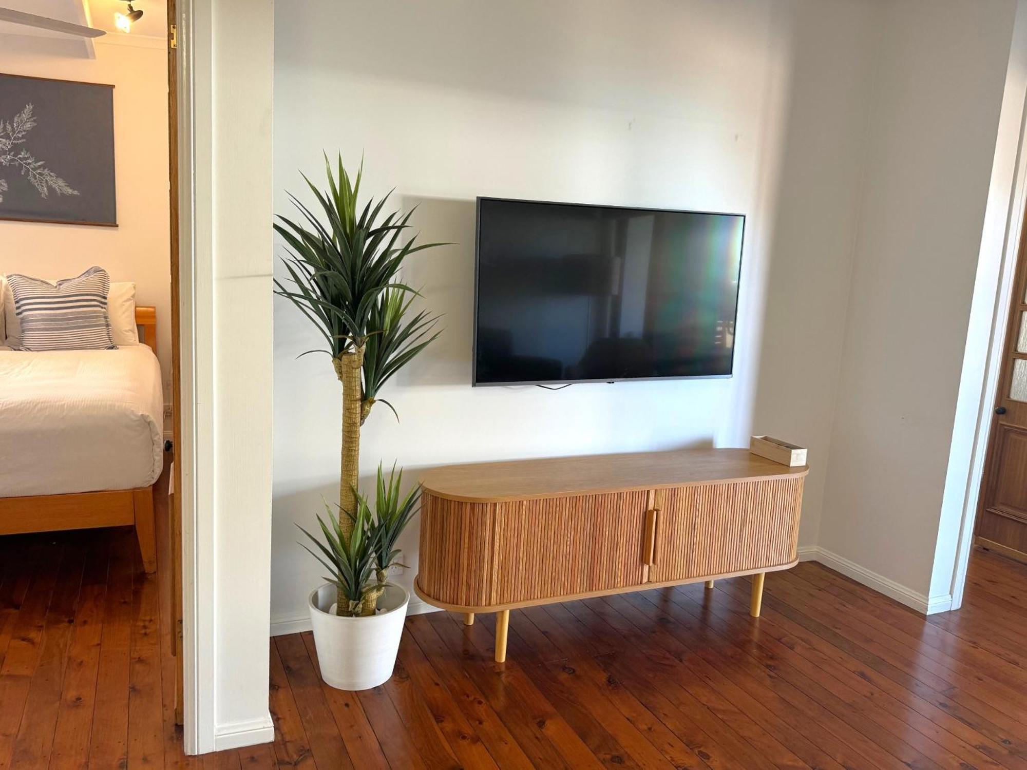 Coast Yamba - Adults Only Aparthotel Buitenkant foto