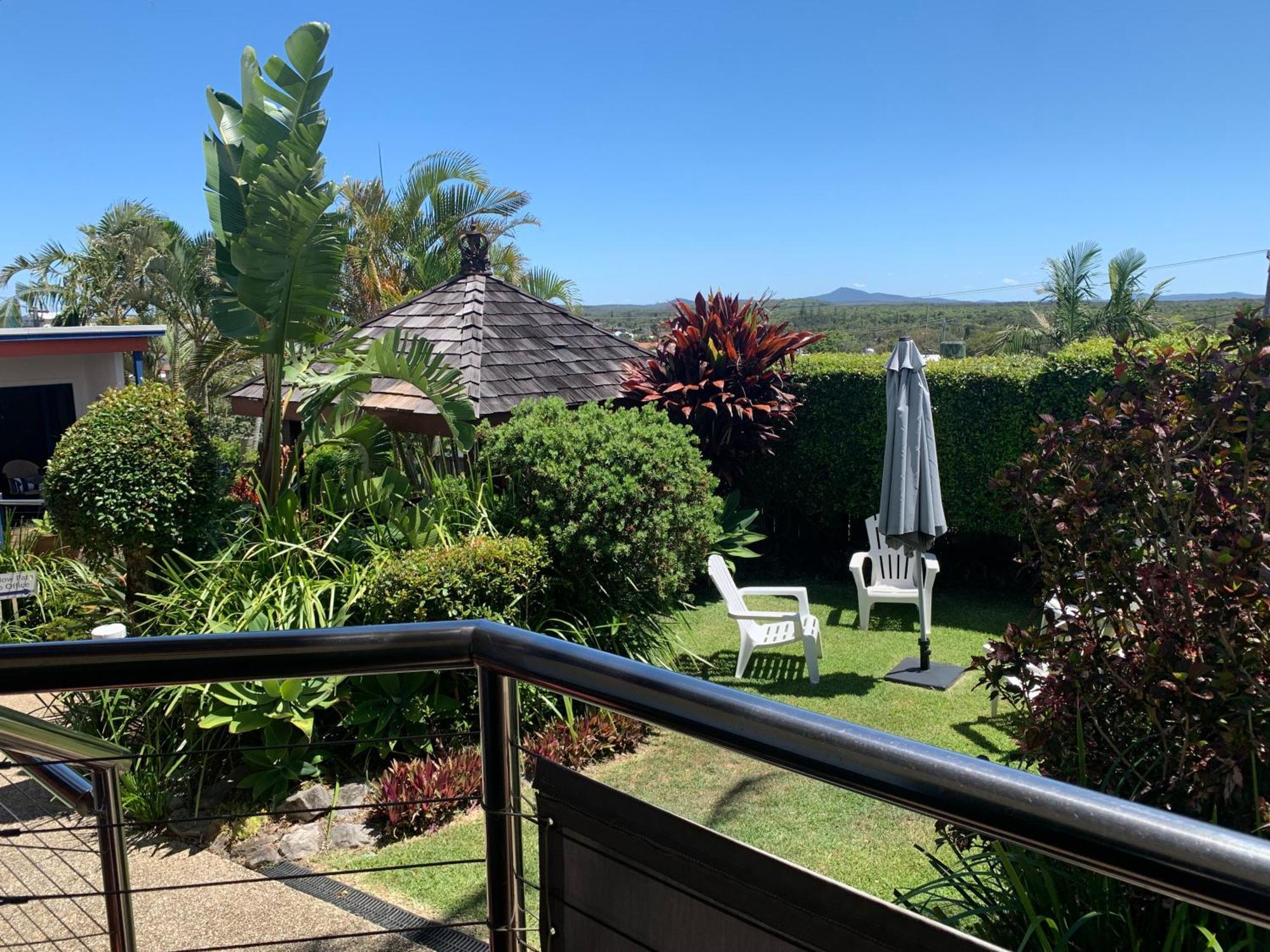 Coast Yamba - Adults Only Aparthotel Buitenkant foto